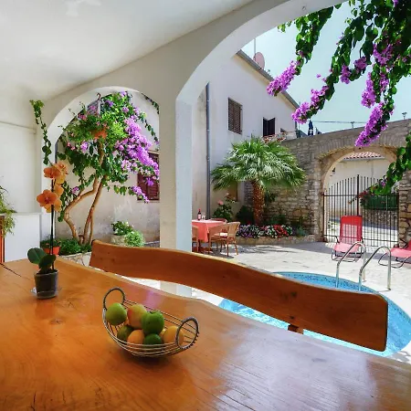 Apartamento In Near Sandy Beaches Medulin