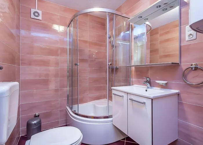 In Near Sandy Beaches דירה